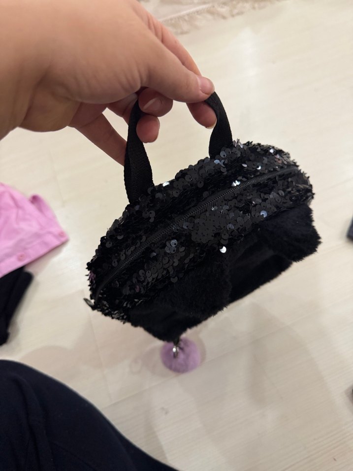 Siyah Kedi Figürlü Peluş çanta - Görsel 4