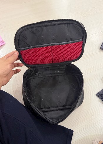 Marie Claire Siyah Baskılı Makyaj Çantası - Görsel 4