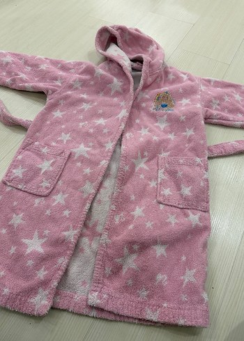 Kız Çocuk Pembe Kapüşonlu Bornoz - Görsel 4