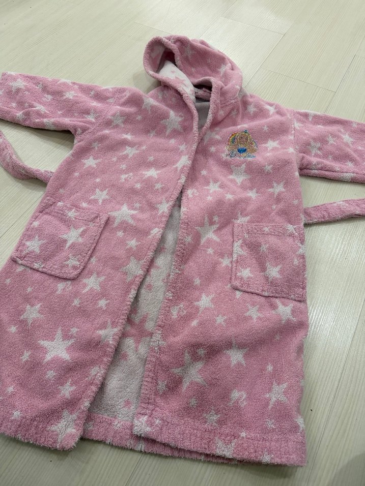 Kız Çocuk Pembe Kapüşonlu Bornoz - Görsel 4