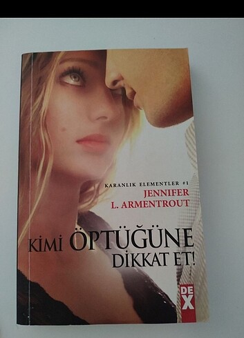 Kimi öptüğüne dikkat et 