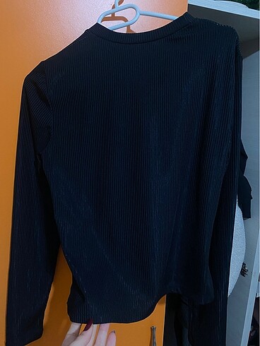 m Beden H&M cut out bluz
