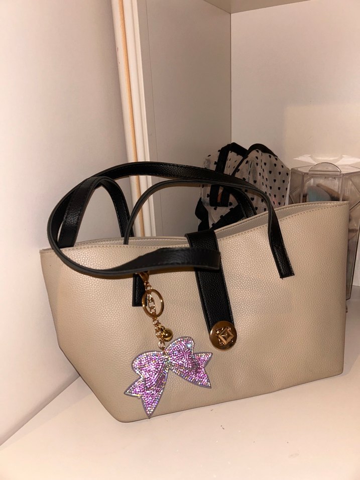 Bej Deri Kadın Omuz Çantası - Fiyonklu - Görsel 2