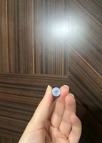 KIKO Parlak simli kalem far - Görsel 3