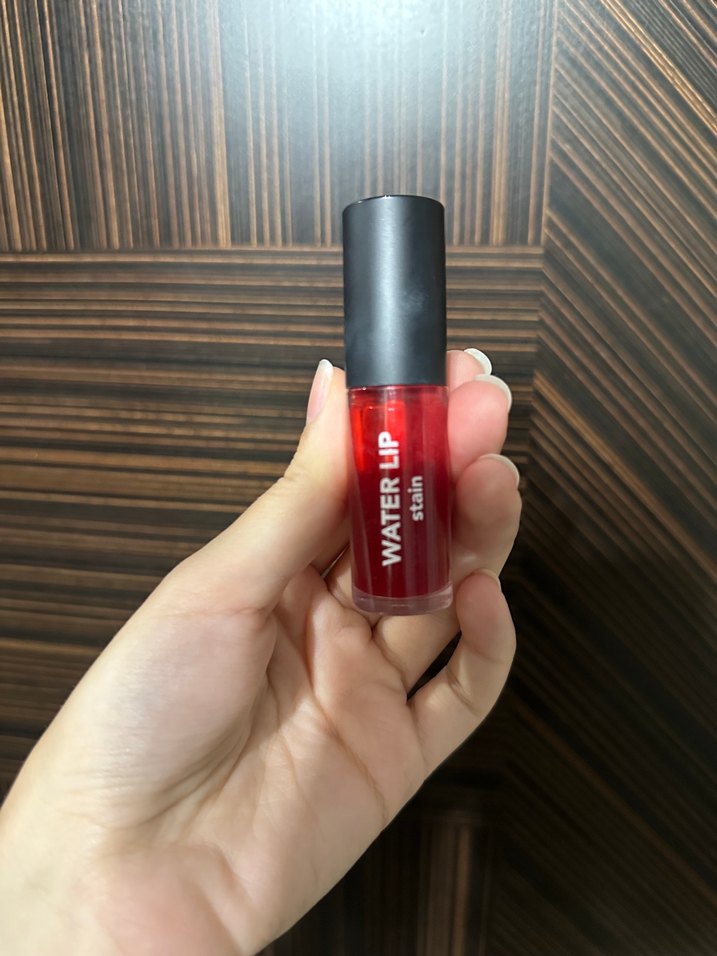 Flormar Koyu Kırmızı likit allık ruj - Görsel 2