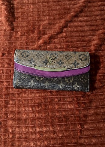 Louis Vuitton Mor Baskılı Deri Kadın Cüzdanı - Görsel 5