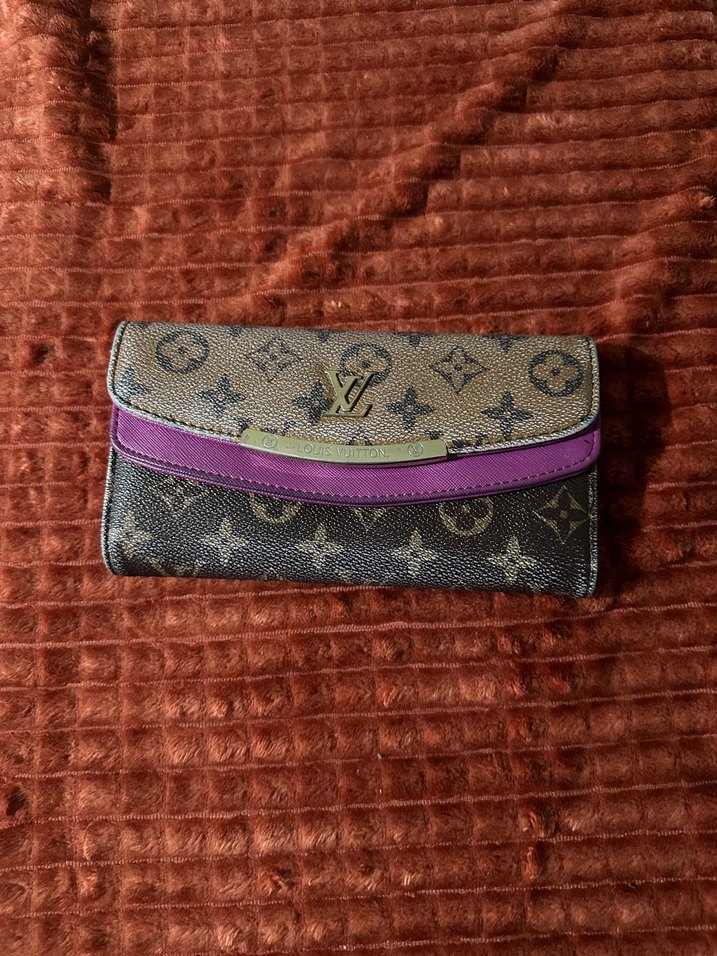 Louis Vuitton Mor Baskılı Deri Kadın Cüzdanı - Görsel 5