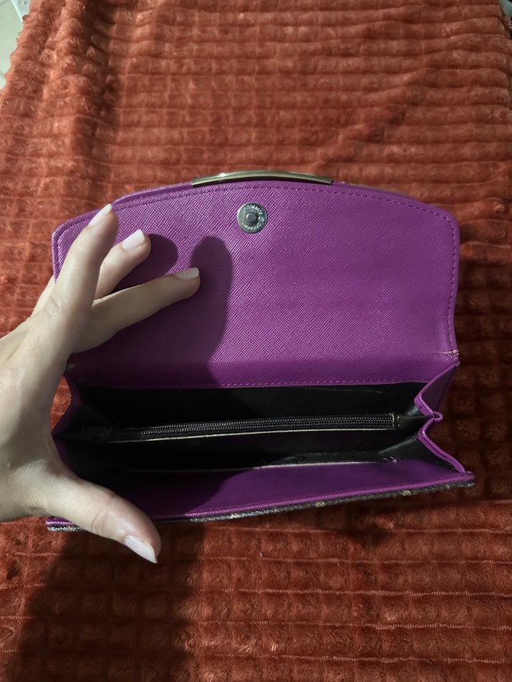 Louis Vuitton Mor Baskılı Deri Kadın Cüzdanı - Görsel 4