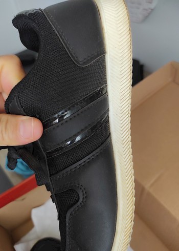 siyah ayakkabı - Görsel 2