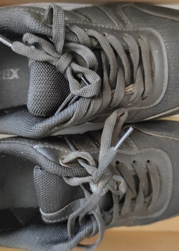 siyah ayakkabı - Görsel 3