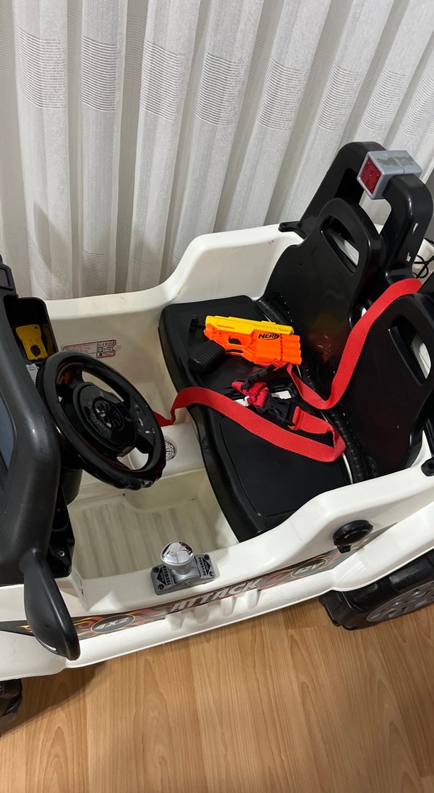 Beyaz Çift Kişilik Elektrikli Oyuncak Araba - Görsel 4