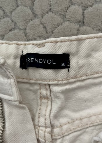 Beyaz Kadın Midi Boy Regular Fit Kot Pantolon - Görsel 3