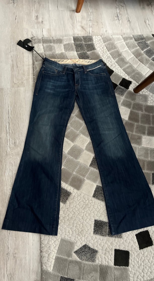 Kadın Lacivert Kemerli Bol Paça Jean - Görsel 2