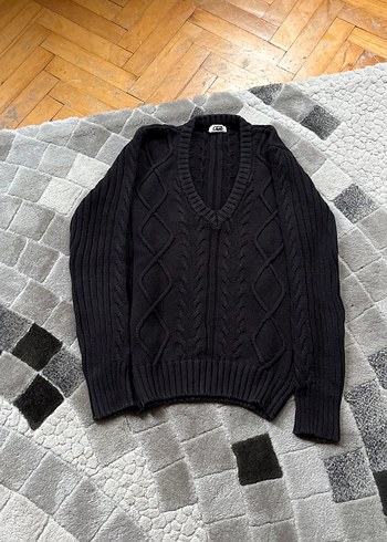 V Yaka Siyah Örgü Kadın Kazak - Görsel 2