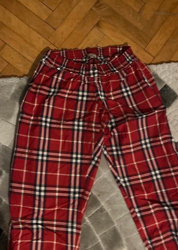 Kırmızı Ekose Kadın Rahat Kesim Pantolon - Görsel 3