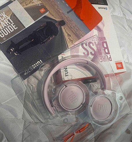 JBL bluetooth kulaklık