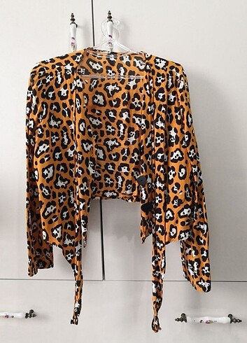 Koton Leopar Desenli Crop Bluz