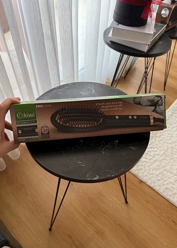  Beden Saç Düzleştirici Fırça