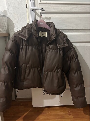 Stradivarius Deri Mont
