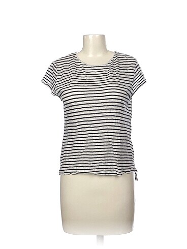 Mango T-shirt %70 İndirimli.
