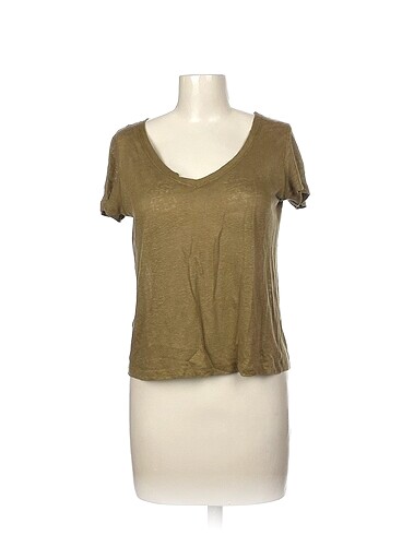 Mango T-shirt %70 İndirimli.