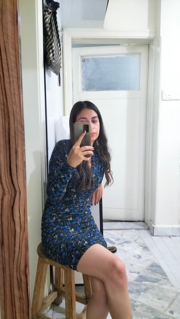 Mavi Batik Desenli V Yaka Elbise - Görsel 4