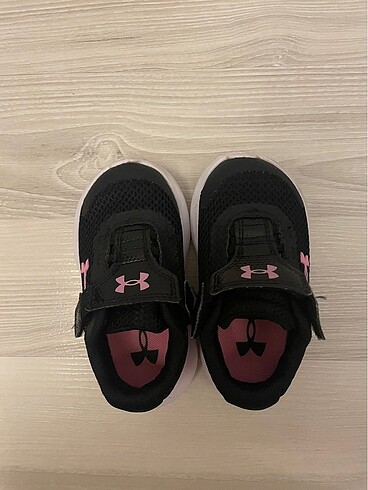 21 Beden siyah Renk Under armour kız bebek ayakkabısı