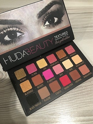 Huda beauty far paleti