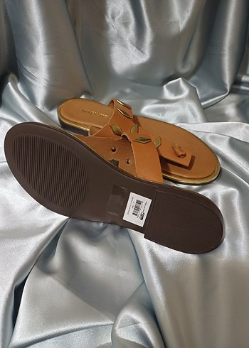 Kahverengi Deri Tokalı Kadın Terlik - Görsel 4