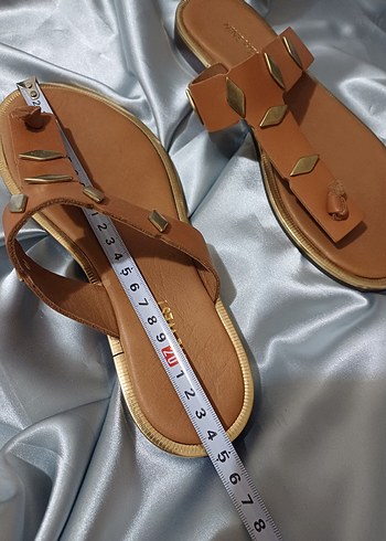 Kahverengi Deri Tokalı Kadın Terlik - Görsel 6