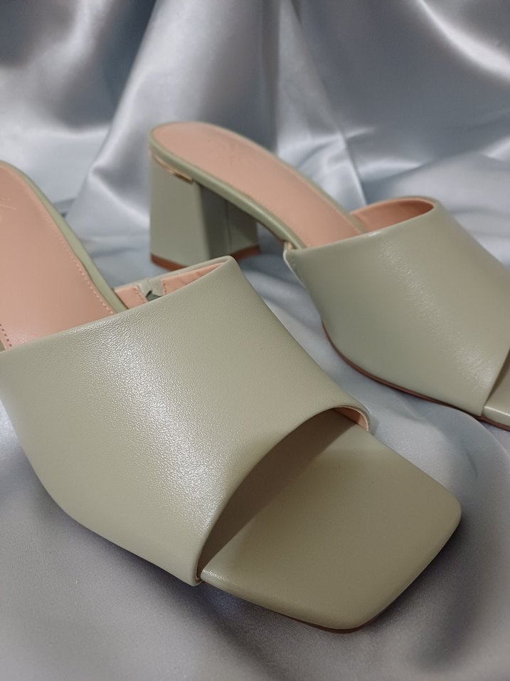 ninewest kadın terlik - Görsel 3