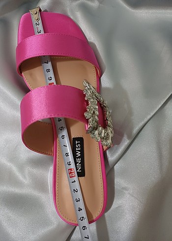 ninewest Pembe Çiçekli Tokalı - Görsel 7