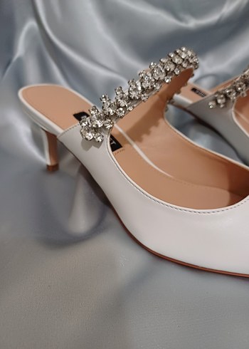 Nine West Beyaz Deri Stiletto Topuklu Kadın Abiye Ayakkabı