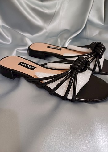 38 Beden Nine West Siyah Kadın Topuklu Terlik