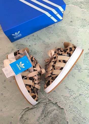 Adidas Leopar Desenli Kadın Günlük Spor Ayakkabı