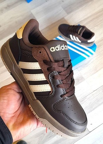 Kahverengi Adidas Spor Ayakkabı