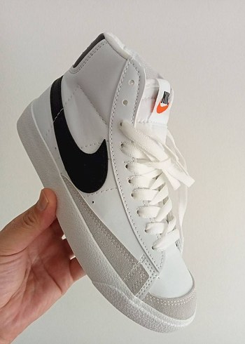 Unisex Beyaz Nike Stiletto Topuklu Spor Ayakkabı