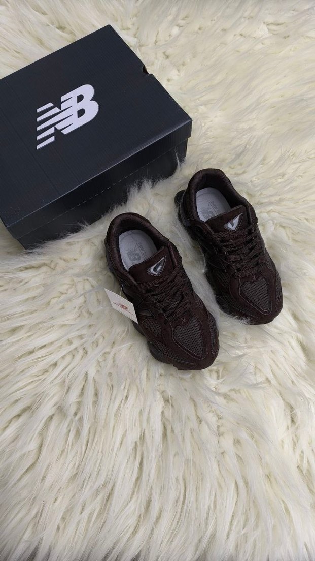 Kahverengi Tüylü Stiletto Topuklu Spor Ayakkabı - Görsel 4