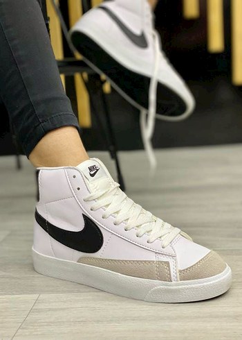 Nike Nike Beyaz Spor Ayakkabı