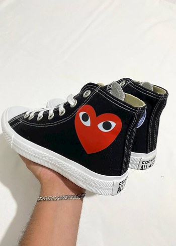 Converse Siyah Kalp Baskılı Spor Ayakkabı