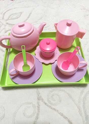 Oyuncak çay seti 