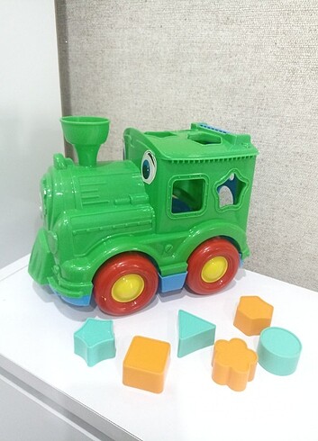 Beden Renk oyuncak tren bultak.geometrik sekillerle.yeni