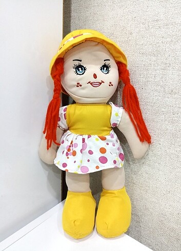 Oyuncak bez bebek.