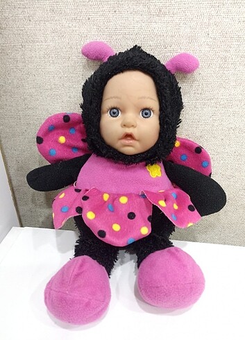 Müzikli ari bebek