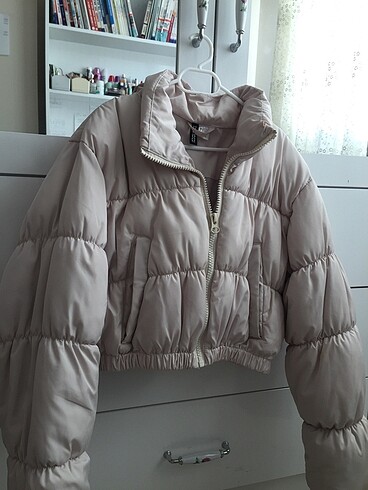 h&m mont