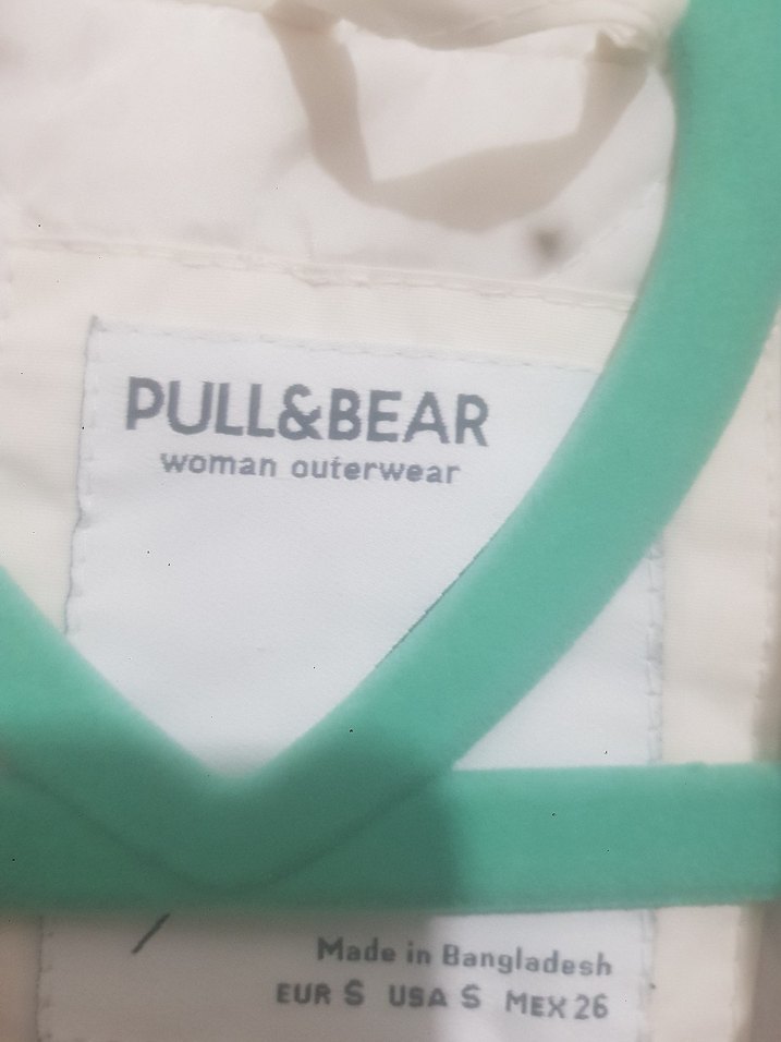 Beyaz Fermuarlı Kadın Kısa Mont - Görsel 3