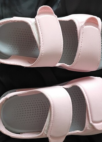 28 Beden pembe Renk Adidas sandalet 