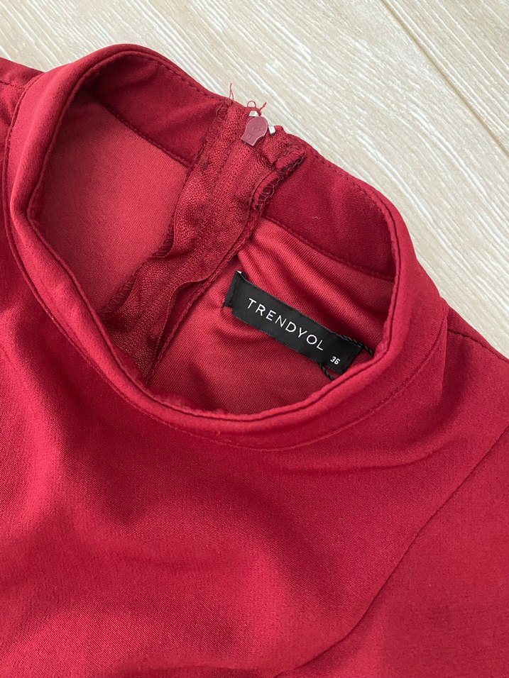 Bordo fırfır detay etek şort tulum - Görsel 3