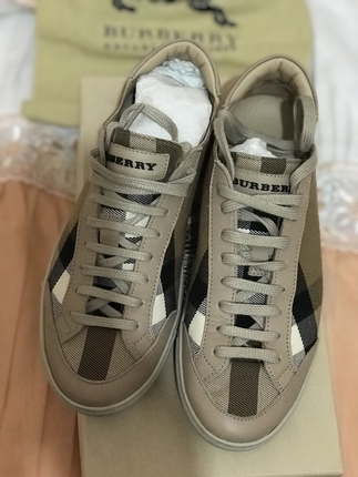 Burberry Burberry yeni sezon ayakkabı