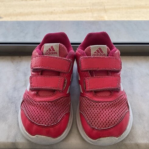 26 Beden Adidas spor ayakkabı